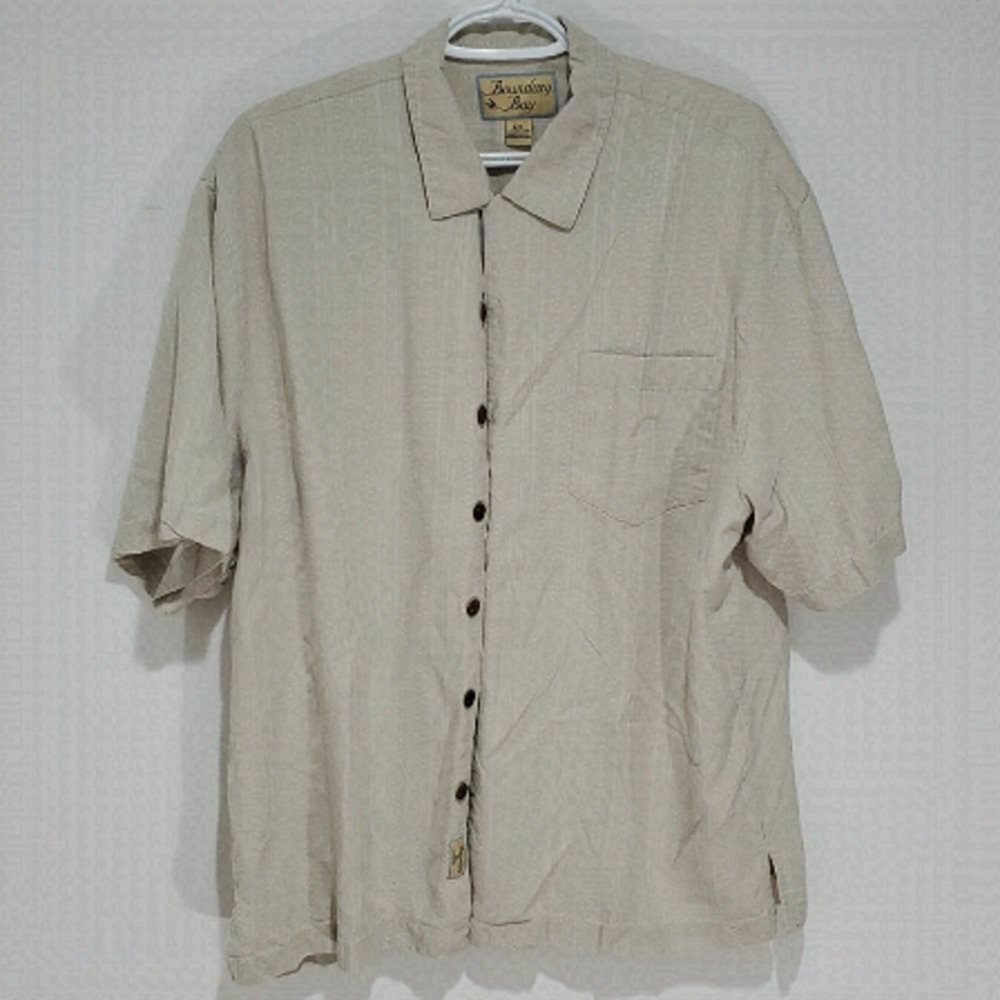 Boundary Bay large silk button down short sleeve shirt
